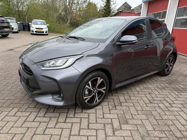 Toyota YARIS 1.5 Hybrid 115 PK | Dynamic *Nieuwe auto* Uit voorraad leverbaar