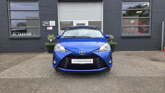 Toyota YARIS 1.5 Hybrid Team D | NAVIGATIE | WINTERPAKKET | CAMERA | VOLLEDIGE ONDERHOUDSHISTORIE
