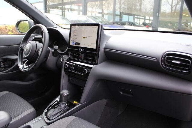 Toyota YARIS Cross 1.5 Hybrid 115 Dynamic Plus | Rijklaar | Stoel/-stuurverw. | Apple/Android | Navi | Keyless | LED | Camera | Adap.cruise | Clima