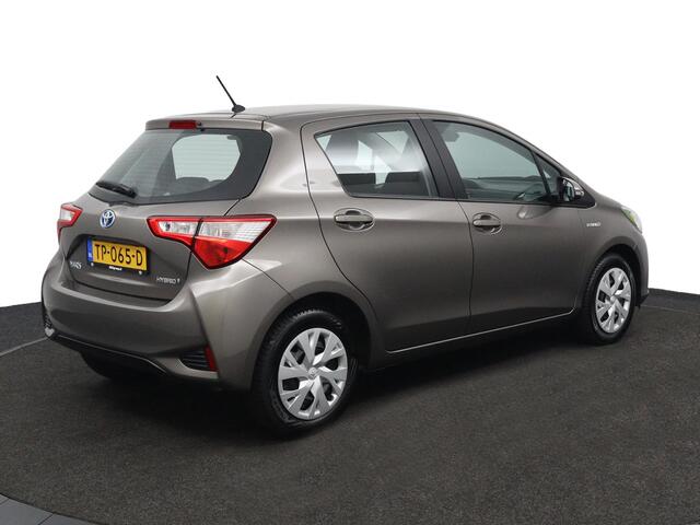 Toyota YARIS 1.5 Hybrid Active Navigatiesysteem | Cruise Control | All season banden |