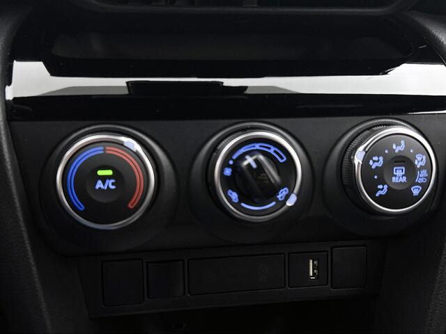 Toyota YARIS Cross 1.5 VVT-I First Edition | NL dealeronderhouden | Onderweg-naar-dealer