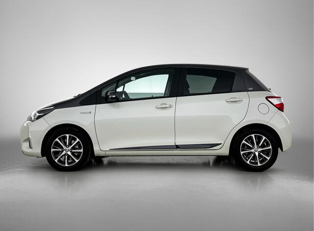 Toyota YARIS 1.5 Hybrid Y20 Pre Crash Safety | Navigatie | Cruise Controle | Onderweg-naar-dealer