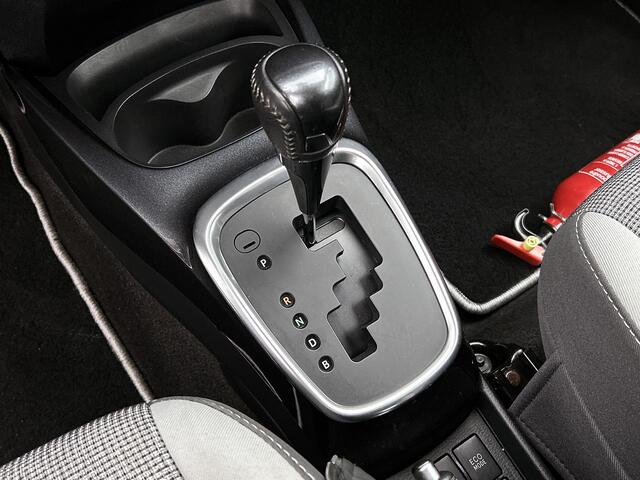 Toyota YARIS 1.5 Hybrid Y20 Pre Crash Safety | Navigatie | Cruise Controle | Onderweg-naar-dealer