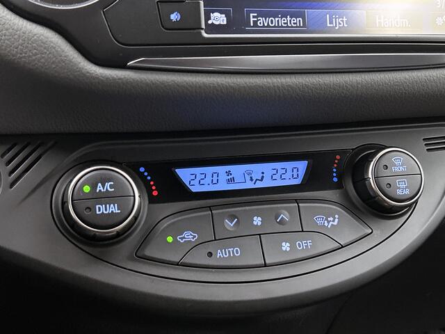 Toyota YARIS 1.5 Hybrid Volcano Edition | Onderweg-naar-dealer