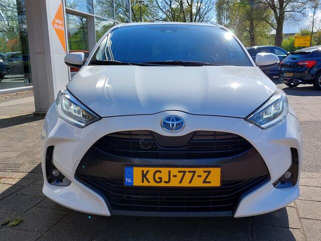 Toyota YARIS 1.5 Hybrid Dynamic | Apple Carplay+Android Auto | Clima | Adap.Cruise | Led Koplampen | Rijstrook+Licht+Regensensor | Achteruitrijcamera | Stoelverwarming | Mistlampen | Privacy Glass |16''lm