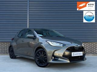 toyota-yaris-1.5-hybrid-dynamic-sto