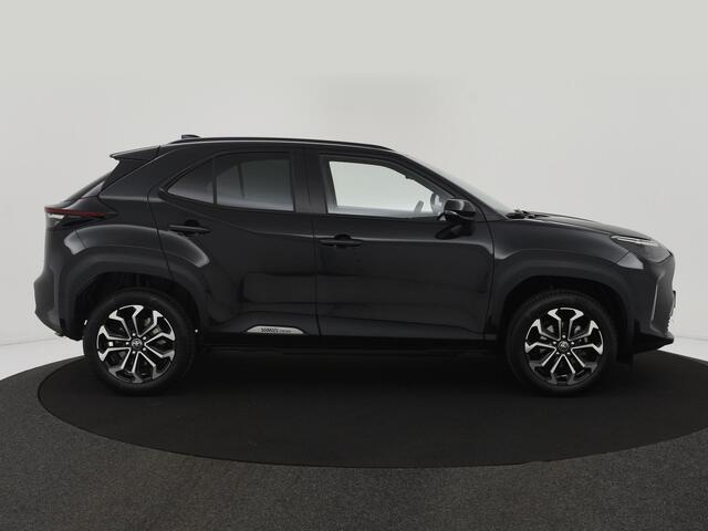 Toyota YARIS Cross 1.5 Hybrid 130PK Dynamic BLIS|PDC|ACC|CAMERA|LED|STOEL+STUURVERW|17INCH