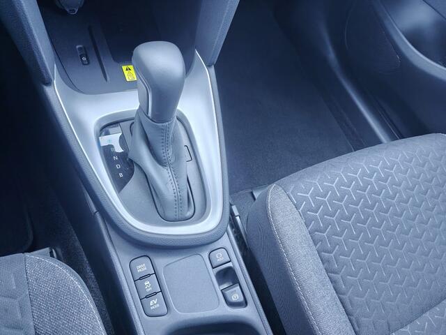 Toyota YARIS Cross 1.5 Hybrid Explore, CAMERA / STOELVERWARMING