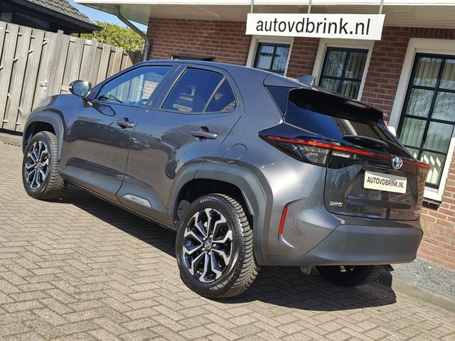 Toyota YARIS Cross 1.5 Hybrid Explore, CAMERA / STOELVERWARMING