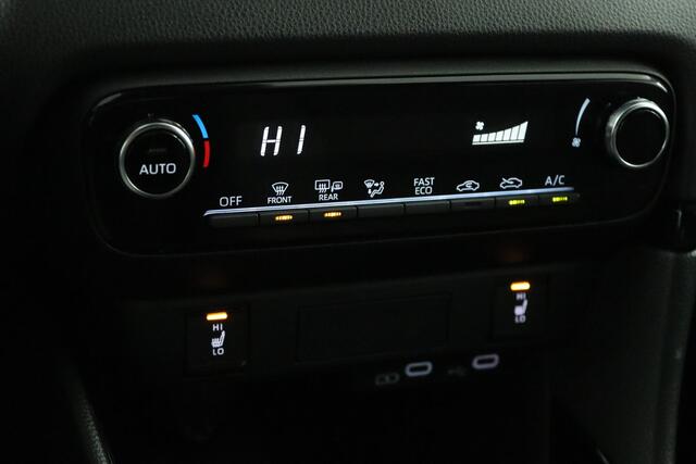 Toyota YARIS 1.5 Hybrid 115 Dynamic | Airco | Adaptive Cruise Control | Achteruitrijcamera | Stoel- en stuurverwarming | Keyless Entry | Apple Carplay | Android Auto |