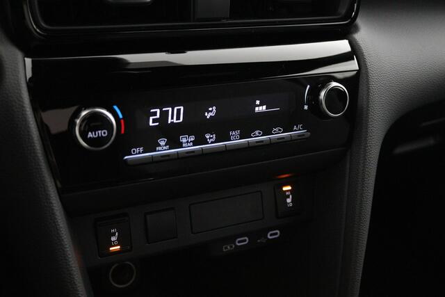 Toyota YARIS Cross 1.5 Hybrid 115 Dynamic | Comfort Pack | Blind Spot Monitor | Stuurverwarming |