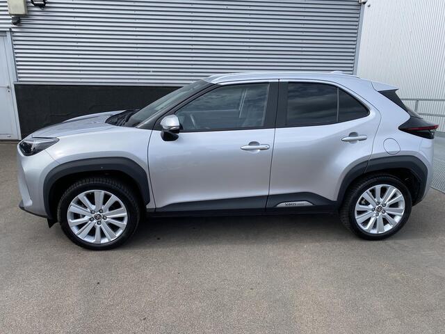 Toyota YARIS Cross 1.5 Hybrid Executive edition Afneembare trekhaak, stuur- & stoelverwarming, dodehoek detectie, parkeersensoren v&a, keyless