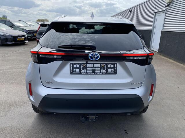 Toyota YARIS Cross 1.5 Hybrid Executive edition Afneembare trekhaak, stuur- & stoelverwarming, dodehoek detectie, parkeersensoren v&a, keyless