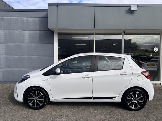 Toyota YARIS 1.5 Hybrid Y20 LICHTMETAAL,CRUISE,CAMERA