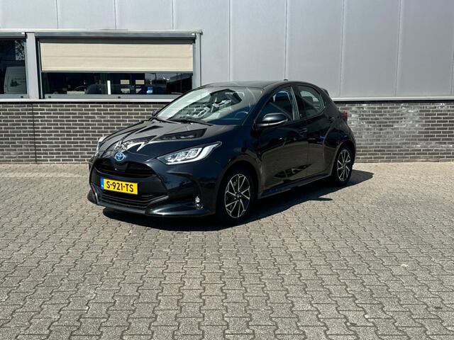 Toyota YARIS 1.5 HYB. DYNAMIc stoelverwarming, Climat, Led, Lichtmetaal