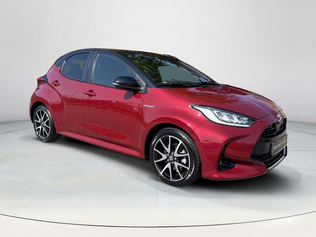Toyota YARIS 1.5 Hybrid Executive | 06-10141018 Voor meer informatie