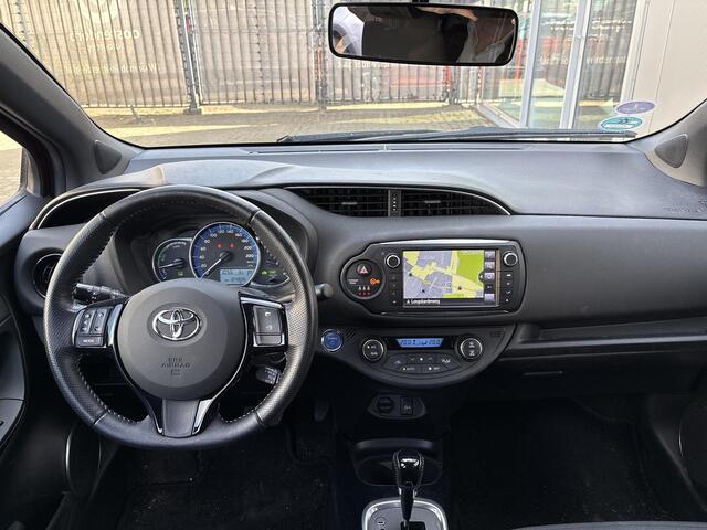 Toyota YARIS 1.5 Hybrid Volcano Edition **CRUISE CONTROL/ NAVIGATIE/ CLIMATE CONTROL**