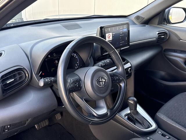 Toyota YARIS Cross 1.5 Hybrid Dynamic **STOELVERWARMING/ PARKEERSENSOREN/ KEYLESS**
