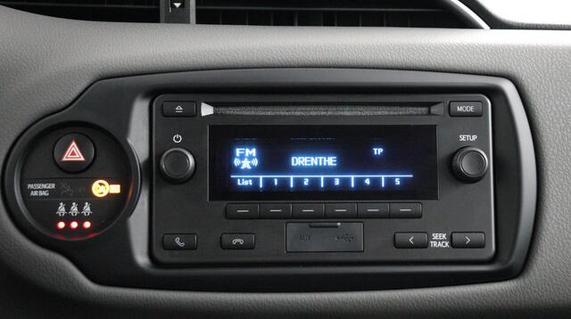 Toyota YARIS 1.0 VVT-i Comfort | Cruise Control | Airco | All Seasonbanden |