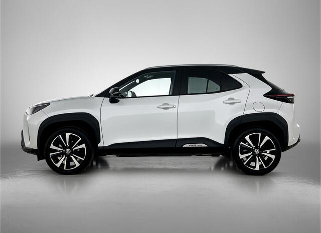 Toyota YARIS Cross 1.5 Hybrid Launch Edition | Trekhaak | Lederen bekleding | Navigatie | Parkeersensoren