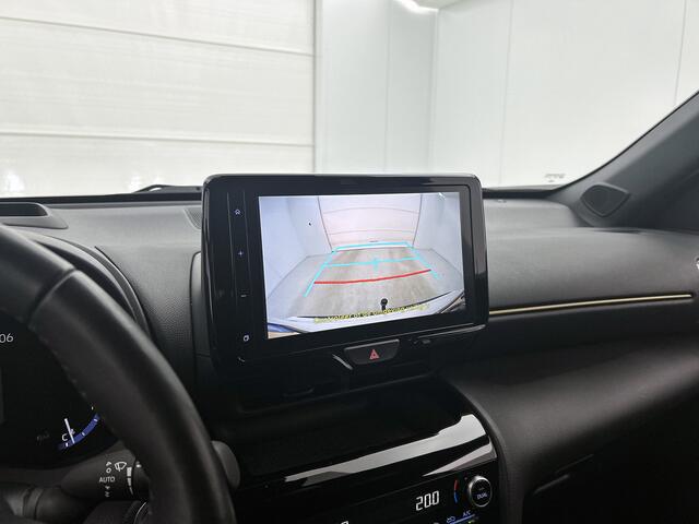 Toyota YARIS Cross 1.5 Hybrid Launch Edition | Trekhaak | Lederen bekleding | Navigatie | Parkeersensoren