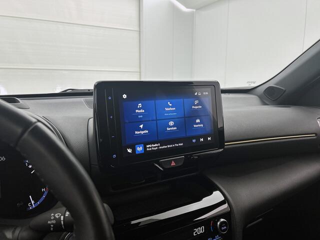 Toyota YARIS Cross 1.5 Hybrid Launch Edition | Trekhaak | Lederen bekleding | Navigatie | Parkeersensoren