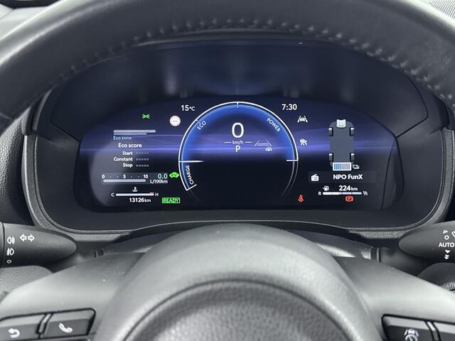 Toyota YARIS 1.5 Hybrid Executive | half lederen bekleding | Navigatie | 18 inch velgen |