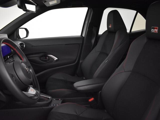 Toyota YARIS Cross 1.5 Hybrid 130 GR Sport | Blindspot | PDC V+A | Stoelverw. |