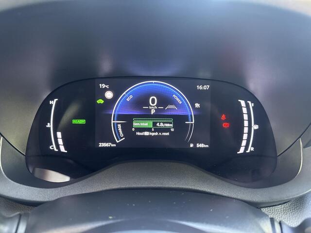 Toyota YARIS Cross 1.5 Hybrid 115 Business Plus | 06-10141018 Voor meer informatie