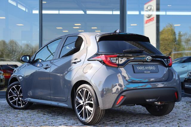 Toyota YARIS 1.5 Hybrid 115 Dynamic, Comfort Pack, BSM, Lende steun, Focus Camera, Apple Carplay / Android Auto.
