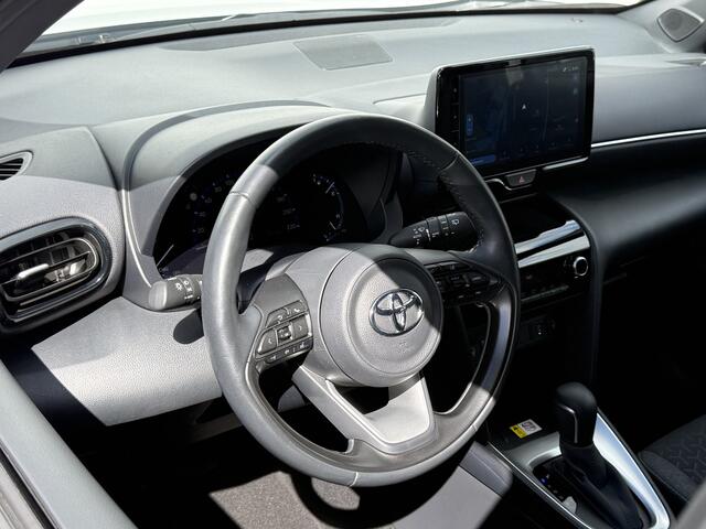 Toyota YARIS Cross 1.5 Hybrid Team D | Navi | ACC | CarPlay | Camera | Keyless