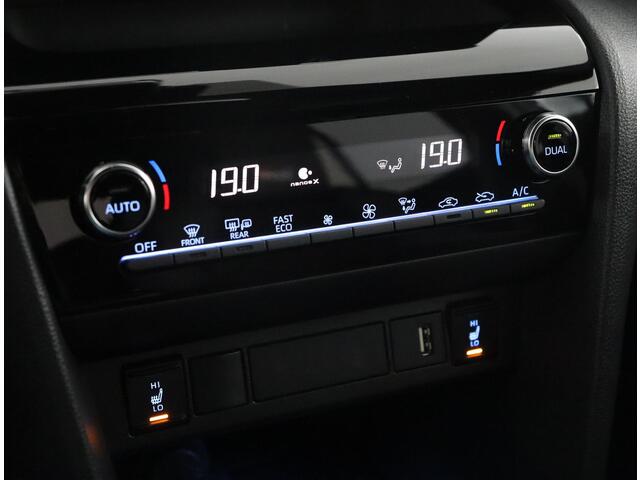 Toyota YARIS Cross 1.5 Hybrid GR Sport | Head-Up display | JBL Audio | Navigatie | Eerste eigenaar |