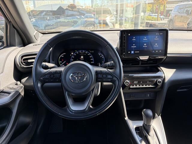 Toyota YARIS Cross 1.5 Hybrid Dynamic | Trekhaak | Navi | All-season |