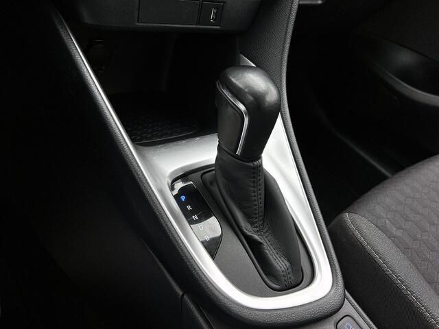 Toyota YARIS 1.5 Hybrid Dynamic Limited | Stoelverwarming | Camera | Apple Carplay / Android Auto | SL 88