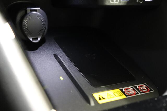 Toyota YARIS 1.5 Hybrid 115 Dynamic, Comfort Pack, NL auto, Blind Spot, Keyless entry, Stoel & Stuur vervarming!!