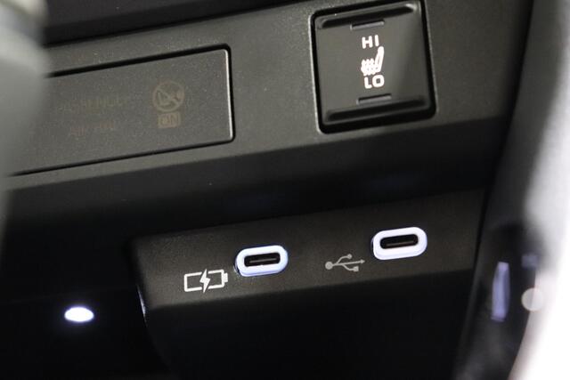 Toyota YARIS 1.5 Hybrid 115 Dynamic, Comfort Pack, NL auto, Blind Spot, Keyless entry, Stoel & Stuur vervarming!!