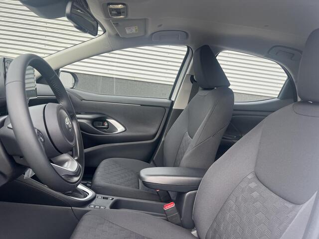 Toyota YARIS 1.5 Hybrid 115 Active Nieuw & Direct leverbaar ! Nu tijdelijk extra scherp geprijsd!
