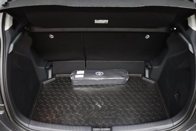 Toyota YARIS 1.5 Hybrid 115 Dynamic + Comfort Pack | Adaptive-cruise | Apple Carplay & Android Auto | Parkeerhulp | Camera | Clima | Maps Navigatie | Keyless | Stoel & Stuurverwarming | Dodehoekdetectie