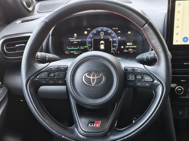 Toyota YARIS Cross 1.5 Hybrid 130 GR Sport | Head-Up Display | Navi | JBL | Sensore