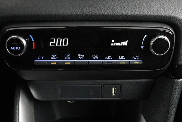 Toyota YARIS 1.5 Hybrid First Edition | Apple Carplay/Android Auto | Keyless entry | Navigatie |