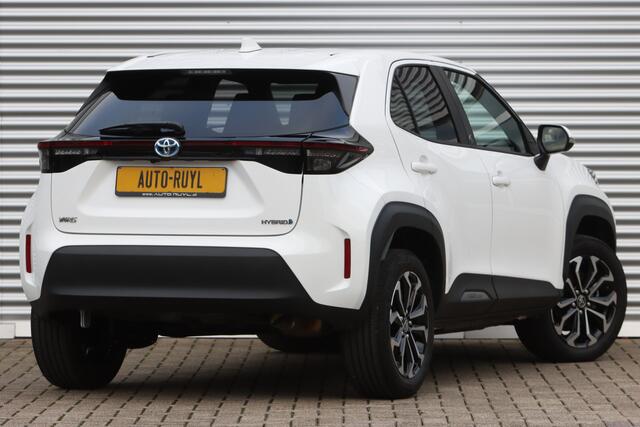 Toyota YARIS Cross 1.5 Hybrid Dynamic / Team-D