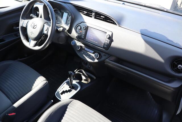 Toyota YARIS 1.5 Hybrid Automaat Dealeronderhouden/Achteruitrijcamera/Stoelverwarming/Cruise control/Automatische airco/Bluetooth