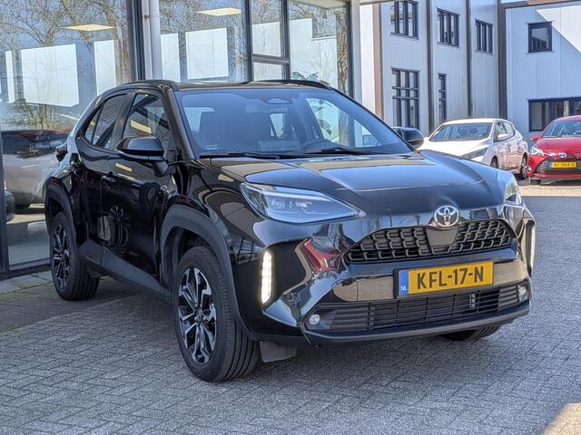 Toyota YARIS Cross 1.5 Hybrid 115 First Edition | Stoel- Stuurverwarming | Keyless | ACC | Camera | Led | Qi-lader