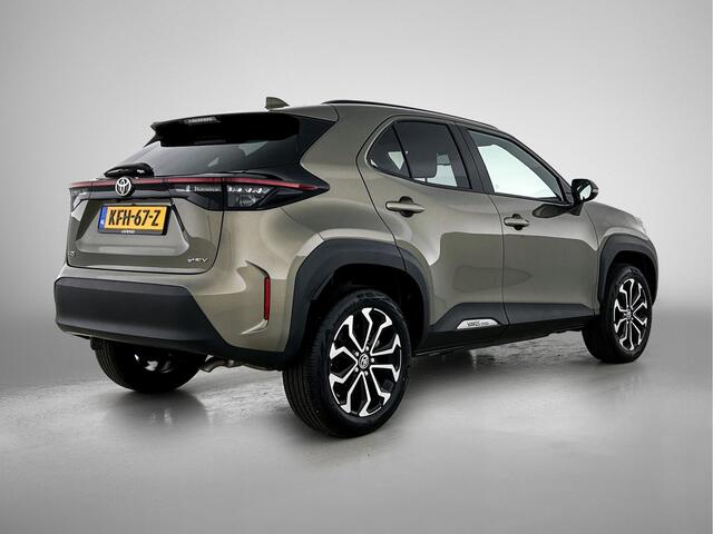 Toyota YARIS Cross 1.5 Hybrid 115 Dynamic | Voorstoelen verwarmd |