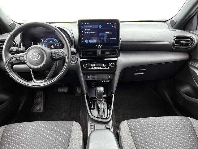Toyota YARIS Cross 1.5 Hybrid 115 Dynamic | Voorstoelen verwarmd |