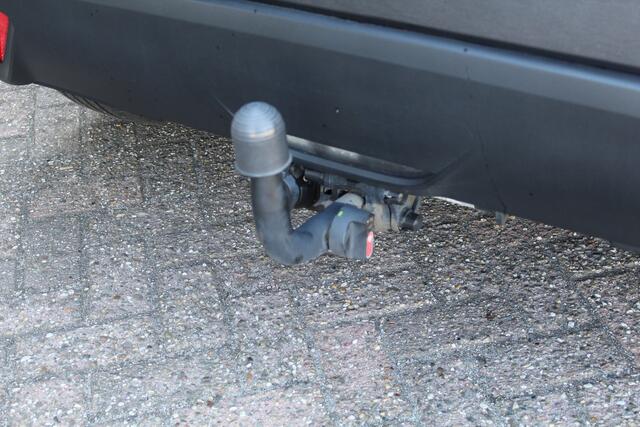 Toyota YARIS 1.5 Hybrid 115 Dynamic Special | Rijklaar | Trekhaak | Stoel-/stuurverw. | LED | Apple/Android | Camera | Adap.cruise | Clima