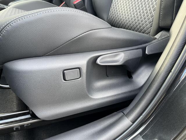 Toyota YARIS 1.5 Hybrid 130 Executive | ¤2.900,- voordeel! | Direct leverbaar