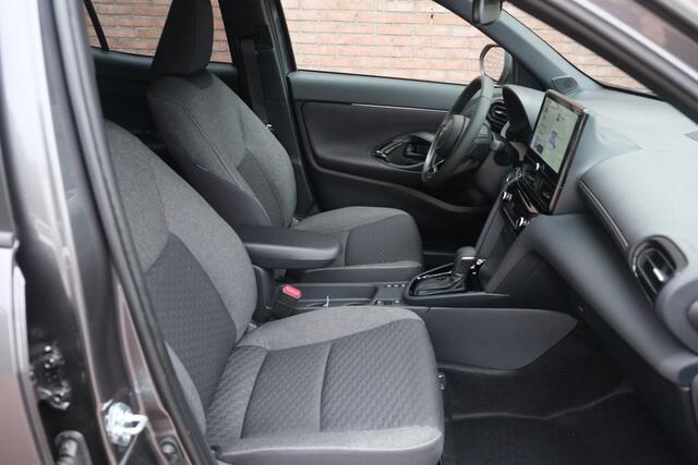 Toyota YARIS Cross 1.5 Hybrid 115pk CVT Dynamic | Comfort Pack | App Connect | Adaptive Cruise | Full LED | Camera | Keyless | Blind Spot | Stoelverwarming