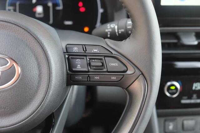 Toyota YARIS Cross 1.5 Hybrid 115pk CVT Dynamic | Comfort Pack | App Connect | Adaptive Cruise | Full LED | Camera | Keyless | Blind Spot | Stoelverwarming