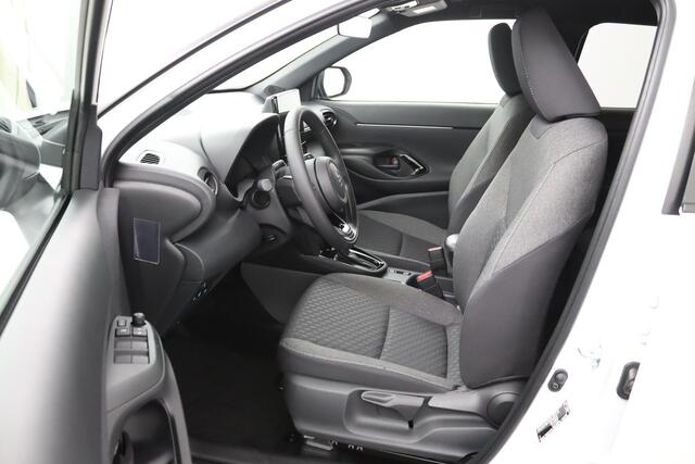 Toyota YARIS Cross 1.5 Hybrid 115 Dynamic | Comfort Pakket | Nieuwe Auto | Uit Voorraad Leverbaar |